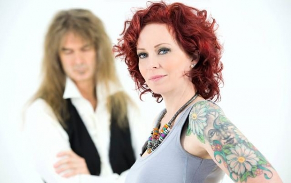 Anneke Van Giersbergen si Arjen Lucassen, impreuna in proiectul The Gentle Storm